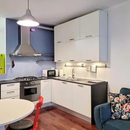 Paisiello 10 Living Apartman Milánó